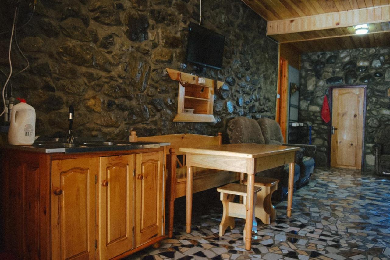 Guest House-Waterfall Chokhuldi Eksteriør bilde